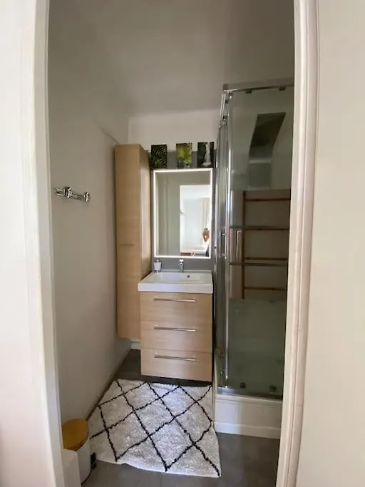 Appart T2 Cosy Renove En Centre Ville Avec Parking Aix-en-Provence France