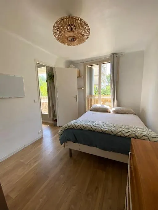 Apartment Appart T2 Cosy Renove En Centre Ville Avec Parking Aix-en-Provence France